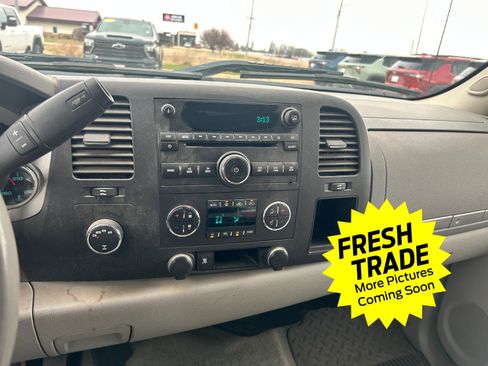 Used 2011 GMC Sierra 1500 SLE w/ Power Tech Package image 10