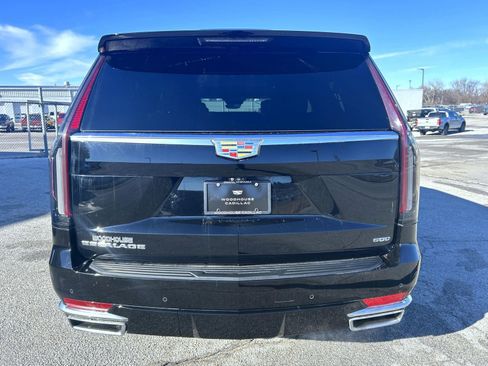 Certified 2023 Cadillac Escalade ESV Premium Luxury Platinum image 13