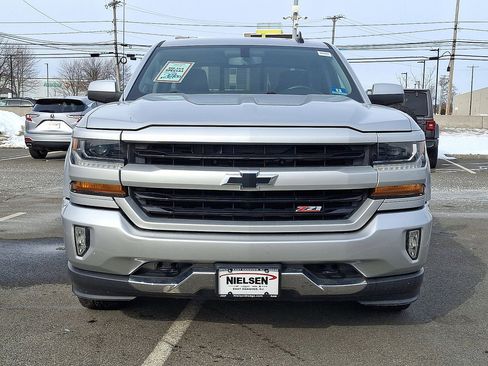 Used 2018 Chevrolet Silverado 1500 LT w/ All Star Edition image 29