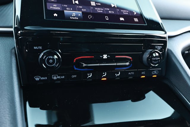 New 2026 Jeep Grand Cherokee Laredo RWD image 19
