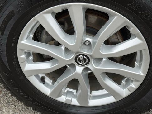 Used 2020 Nissan Rogue SV AWD/4WD image 46