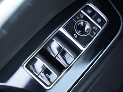 Used 2025 Cadillac Escalade V w/ LPO, Floor Liner Package image 25