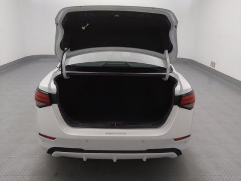 Used 2021 Nissan Sentra SV FWD image 29