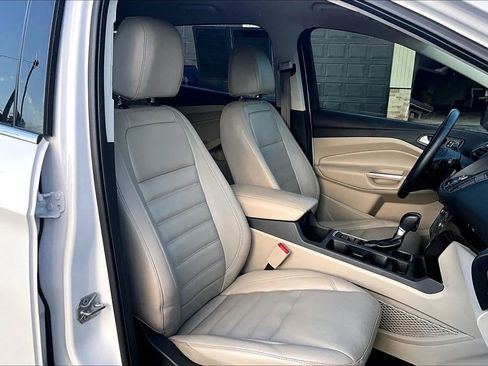 Used 2017 Ford Escape Titanium FWD image 7