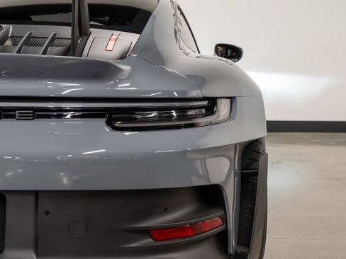 Used 2025 Porsche 911 GT3 RS image 18