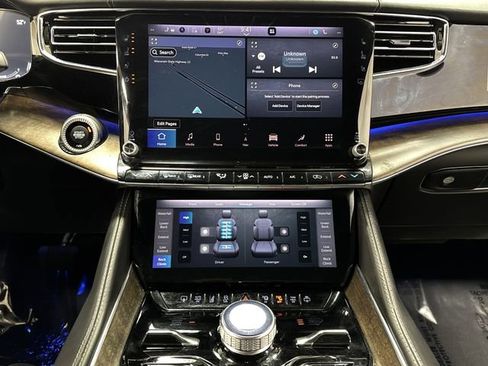 Used 2022 Jeep Grand Wagoneer Series II image 10