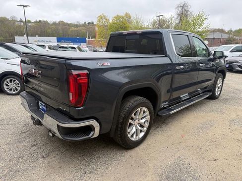 Used 2022 GMC Sierra 1500 SLT w/ SLT Premium Plus Package AWD/4WD image 7