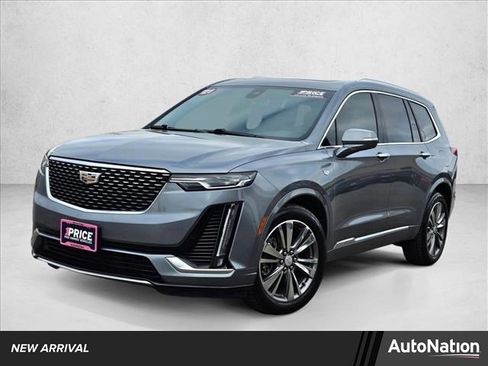 Used 2021 Cadillac XT6 Premium Luxury image 1