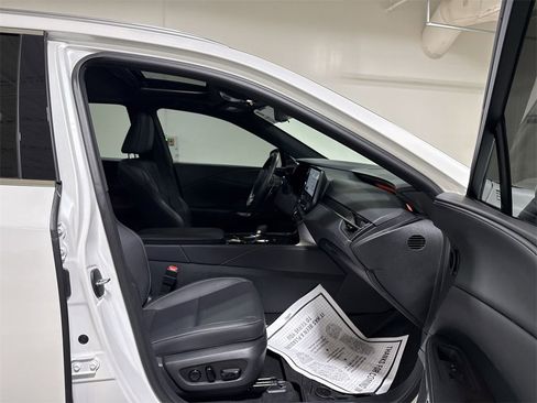 Used 2024 Lexus RX 350 350h Premium Plus image 23