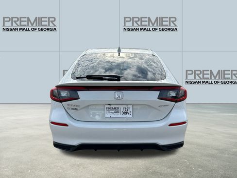 Used 2022 Honda Civic Sport image 6