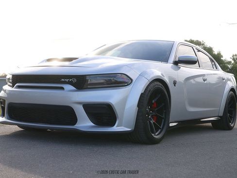 Used 2021 Dodge Charger SRT Hellcat RWD image 14