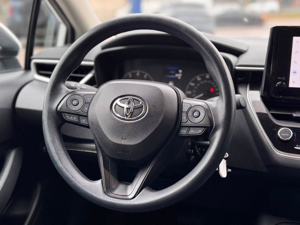 Used 2023 Toyota Corolla LE FWD image 27