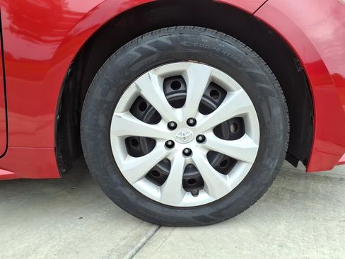 Used 2020 Toyota Corolla LE FWD image 9