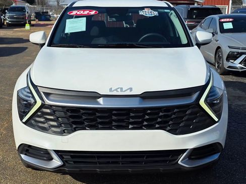 Used 2024 Kia Sportage LX image 8