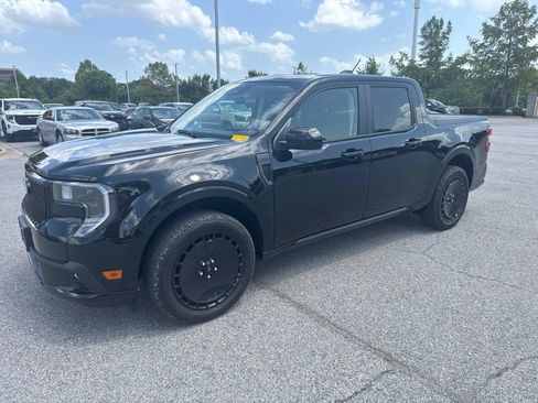 Used 2026 Ford Maverick Lobo AWD/4WD image 1