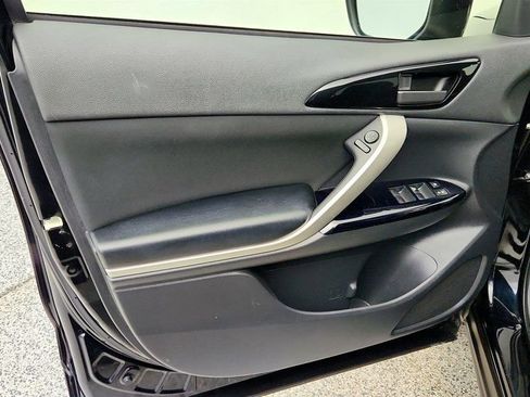 Used 2023 Mitsubishi Eclipse Cross LE image 10