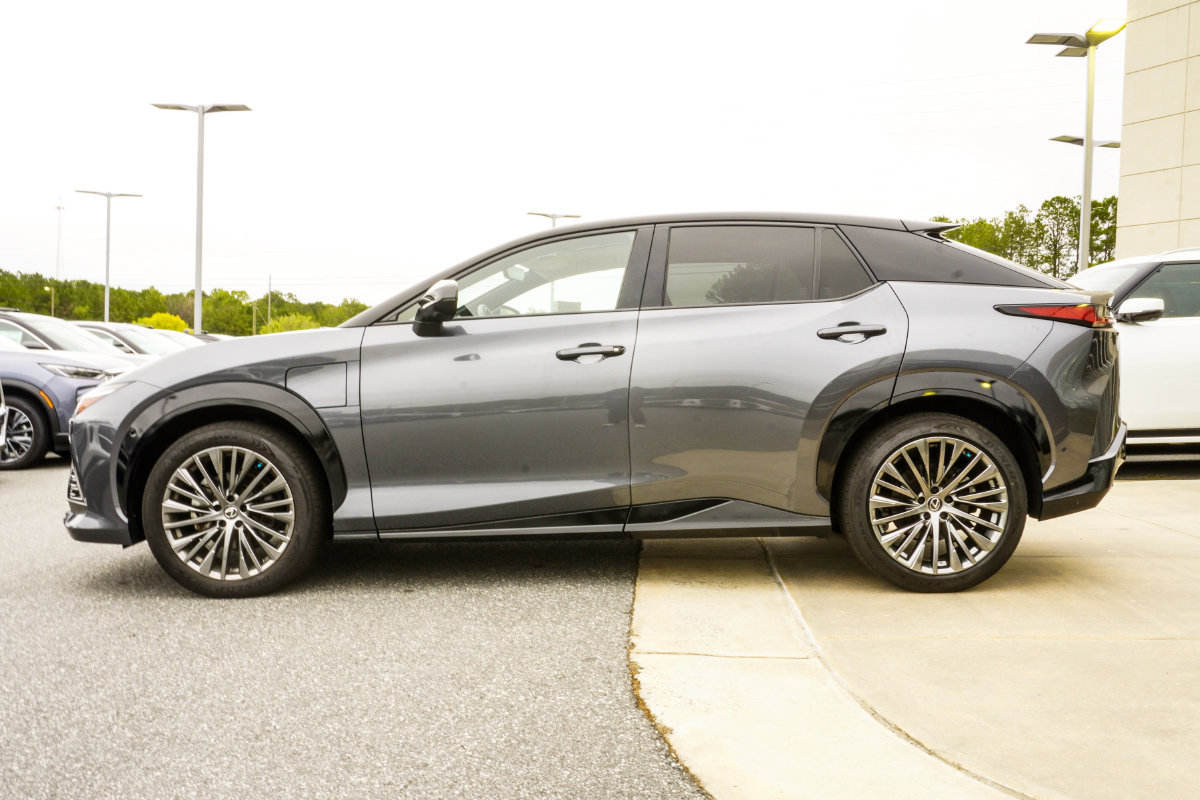 Used 2023 Lexus RZ 450e Premium w/ Cold Area Package AWD/4WD image 10