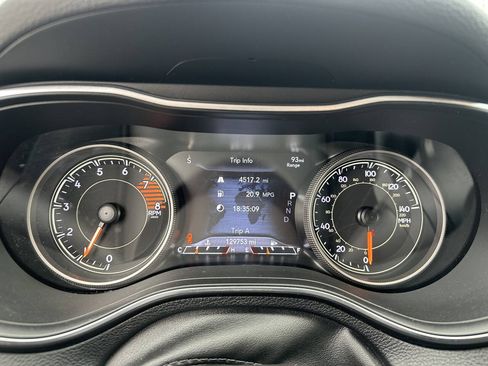 Used 2020 Jeep Cherokee Limited AWD/4WD image 12