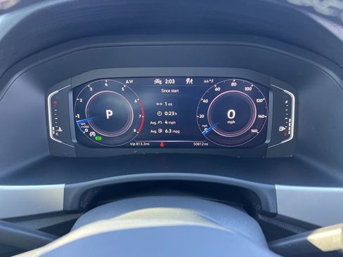 Used 2023 Volkswagen Atlas Cross Sport SE w/ Panoramic Sunroof Package image 17