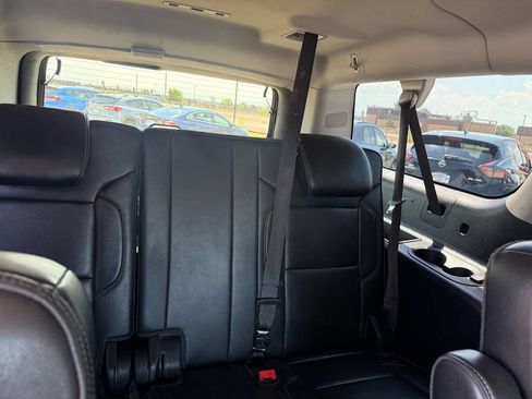 Used 2020 GMC Yukon XL Denali AWD/4WD image 24