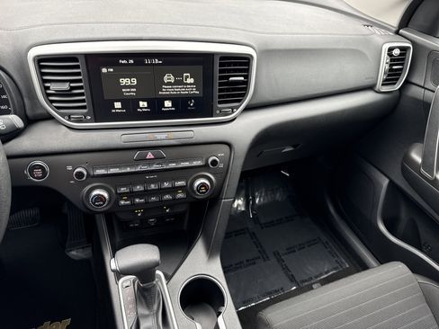 Certified 2022 Kia Sportage LX w/ LX AWD Value Edition Package image 22