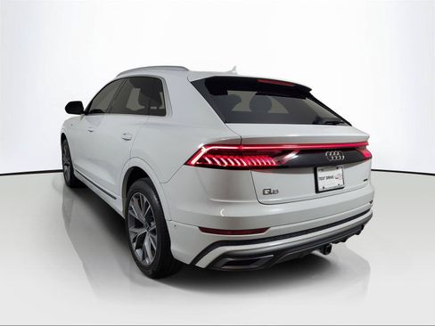Used 2021 Audi Q8 Premium Plus w/ Premium Plus Package AWD/4WD image 4