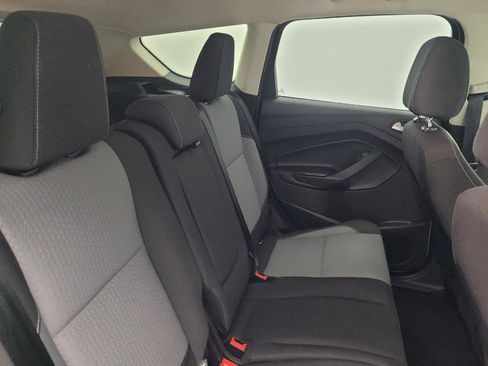 Used 2017 Ford Escape SE w/ Equipment Group 201A AWD/4WD image 19