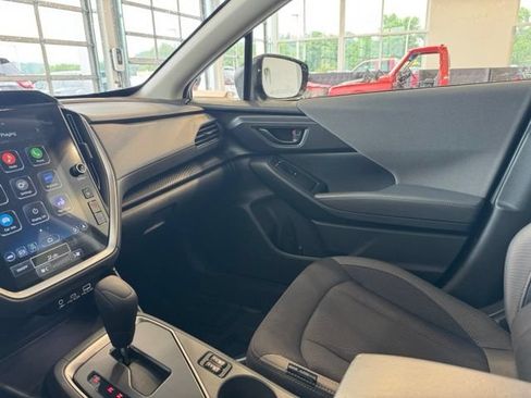 Used 2025 Subaru Crosstrek 2.5i Premium AWD/4WD image 18