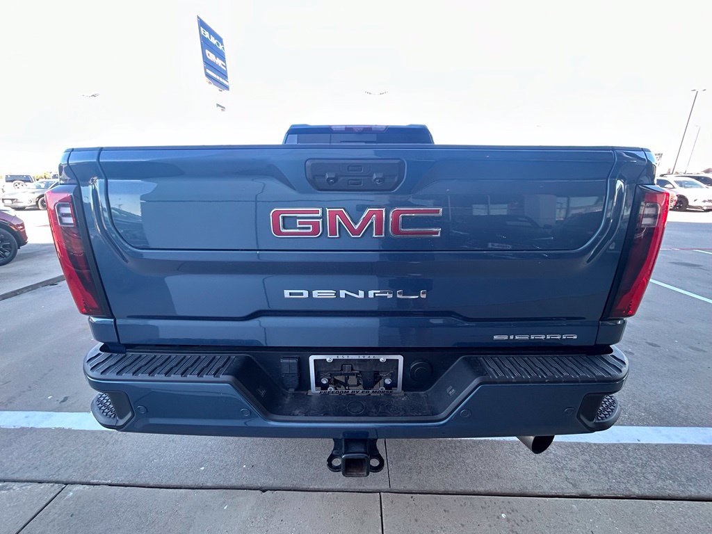 Used 2025 GMC Sierra 2500 Denali w/ Denali Reserve Package AWD/4WD image 3