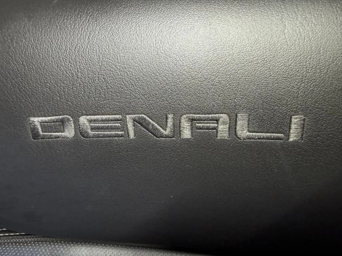 Used 2014 GMC Sierra 1500 Denali w/ Suspension Package, Off-Road AWD/4WD image 27