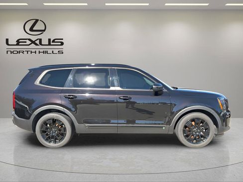Used 2021 Kia Telluride EX w/ EX Premium Package image 5