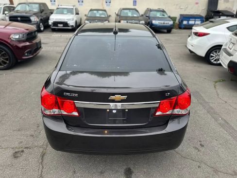 Used 2016 Chevrolet Cruze LT w/ Technology Package image 16