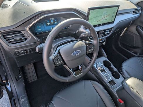 New 2026 Ford Escape Platinum w/ Premium Technology Package AWD/4WD image 22