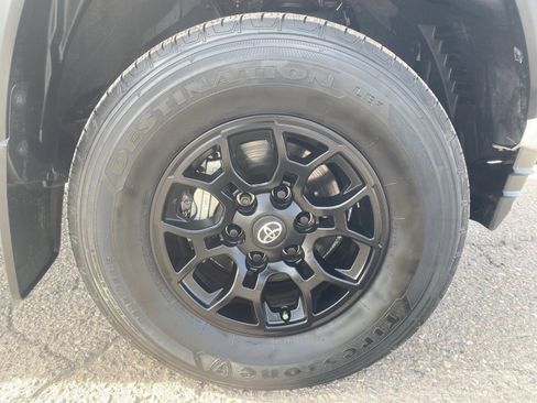 Used 2021 Toyota Tacoma SR image 10