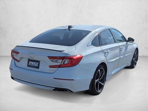 Used 2022 Honda Accord Sport image 5