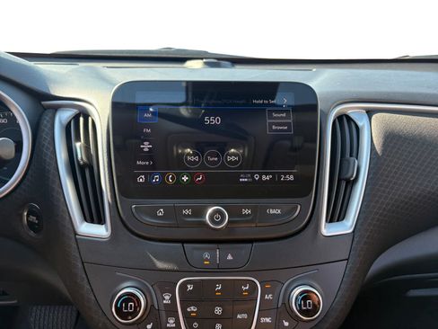 Used 2024 Chevrolet Malibu LT image 21