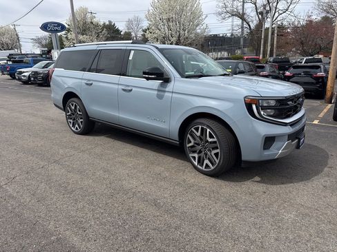 New 2026 Ford Expedition Max Platinum AWD/4WD image 3