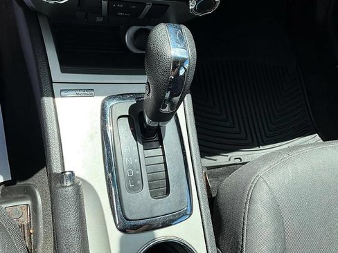 Used 2012 Ford Fusion SE FWD image 25
