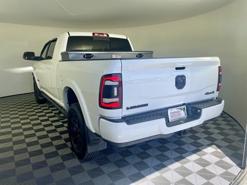 Used 2021 RAM 2500 Laramie w/ Night Edition AWD/4WD image 3