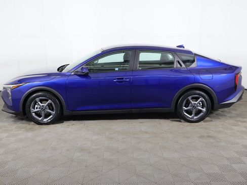 Used 2025 Kia K4 LXS image 15