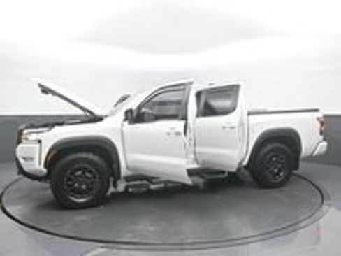 Used 2022 Nissan Frontier PRO-4X w/ Pro-4X Premium Package AWD/4WD image 12