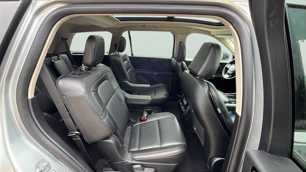 Used 2023 Lincoln Aviator Reserve AWD/4WD image 21