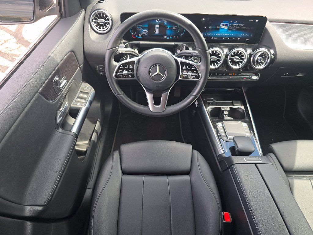 Used 2023 Mercedes-Benz GLA 250 4MATIC image 24