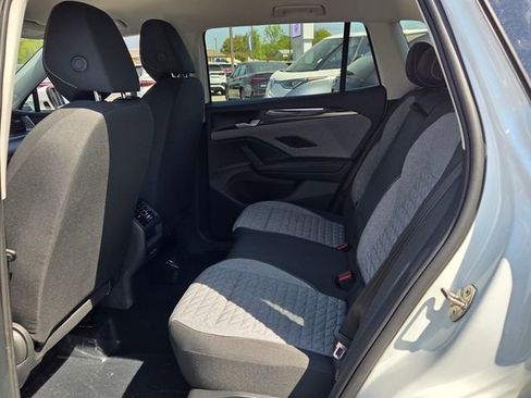 New 2026 Volkswagen Tiguan S FWD image 6