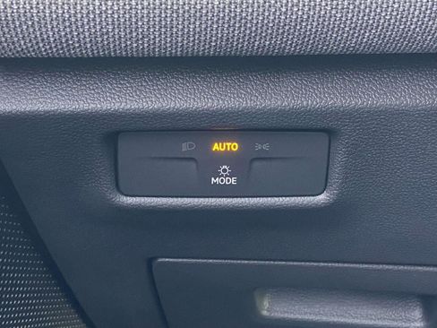 New 2026 Volkswagen Tiguan S image 21