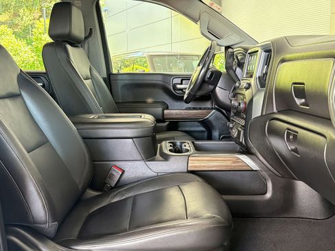 Used 2019 Chevrolet Silverado 1500 LT Trail Boss AWD/4WD image 29