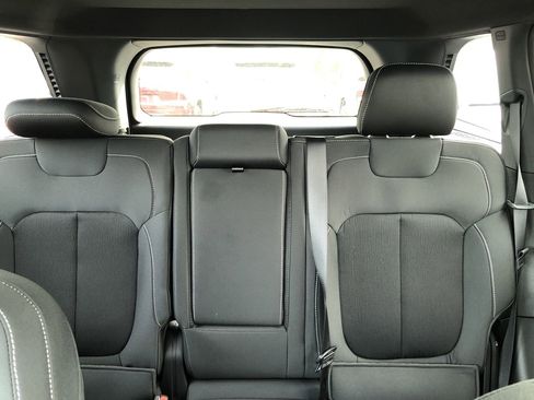 New 2025 Jeep Grand Cherokee Laredo X w/ Luxury Tech Group I image 12