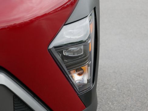 Certified 2024 Hyundai Kona SEL w/ Convenience Package AWD/4WD image 16