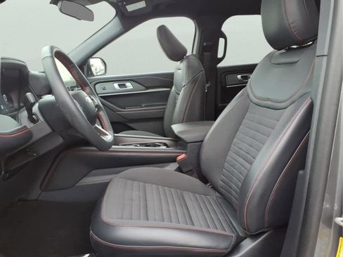 Used 2026 Ford Explorer ST-Line AWD/4WD image 15