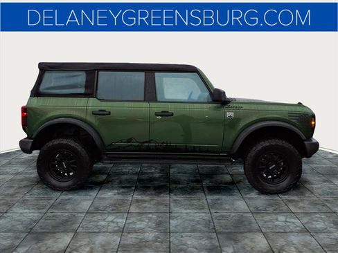 Used 2023 Ford Bronco Big Bend image 2